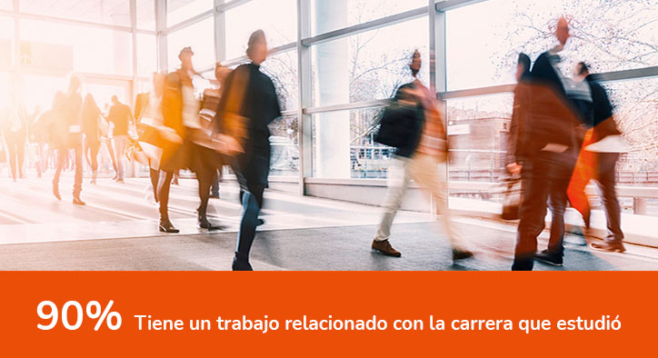 UDLA en cifras - El 90% de nuestros egresados tiene un trabajo relacionado con la carrera que estudió